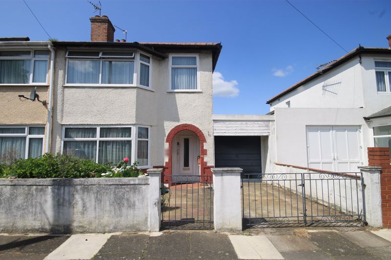 3 bed end terrace house for sale in Mount Avenue, Southall UB1 Zoopla