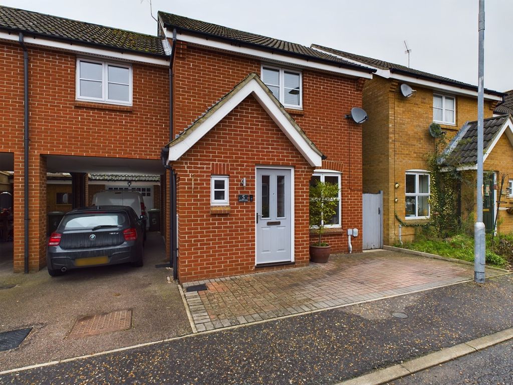 3 bed link detached house for sale in Shelley Close, Downham Market