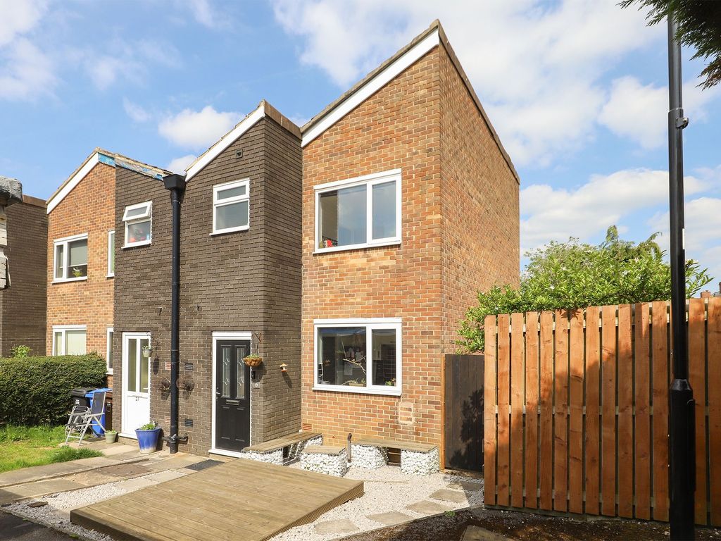 3 bed end terrace house for sale in Mount View Gardens, Sheffield S8, £