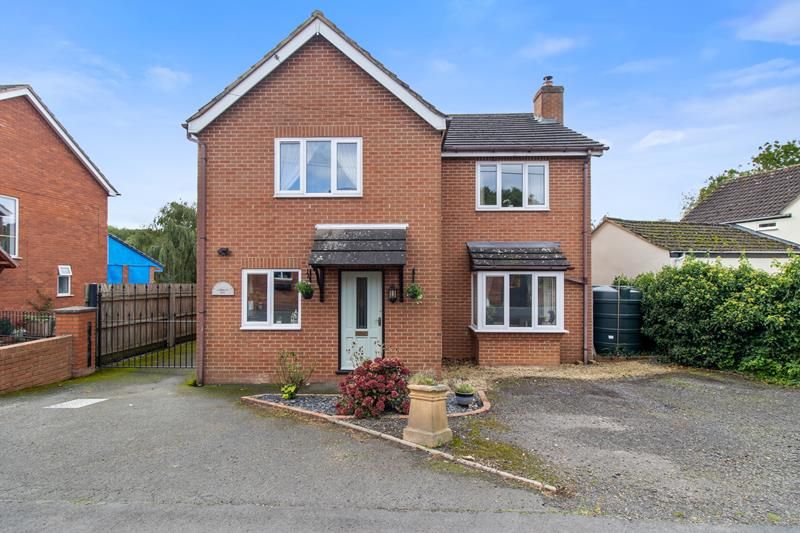 4 bed detached house for sale in Purbeck Rise, Fishpool, Kempley