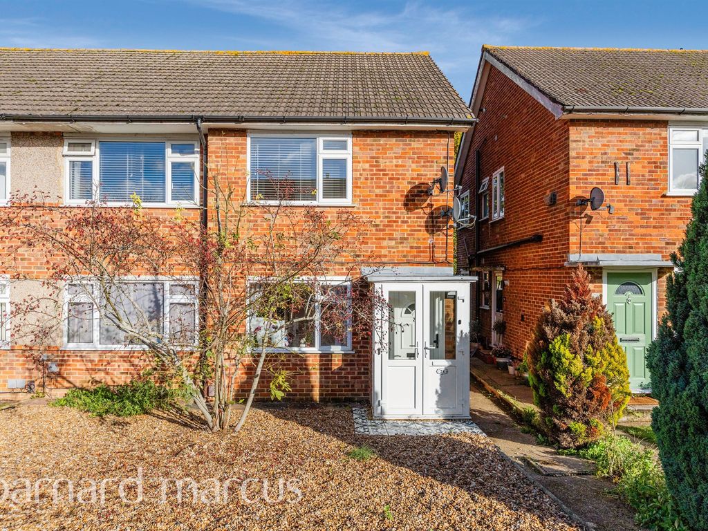 2 bed for sale in Vernon Close, West Ewell, Epsom KT19, £350,000 Zoopla