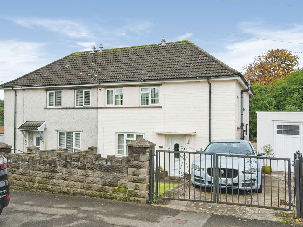 3 bed property for sale in Dynea Road, Rhydyfelin, Pontypridd CF37, £180,000 Zoopla