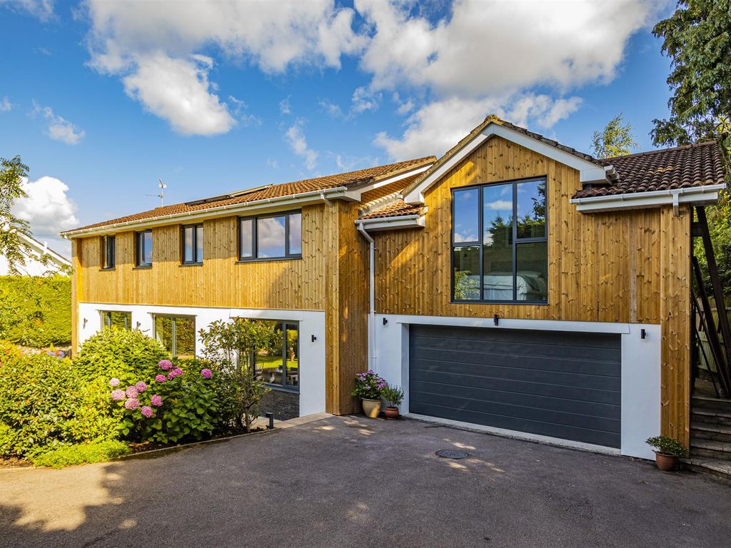 Brynteg Close, Cyncoed, Cardiff CF23  