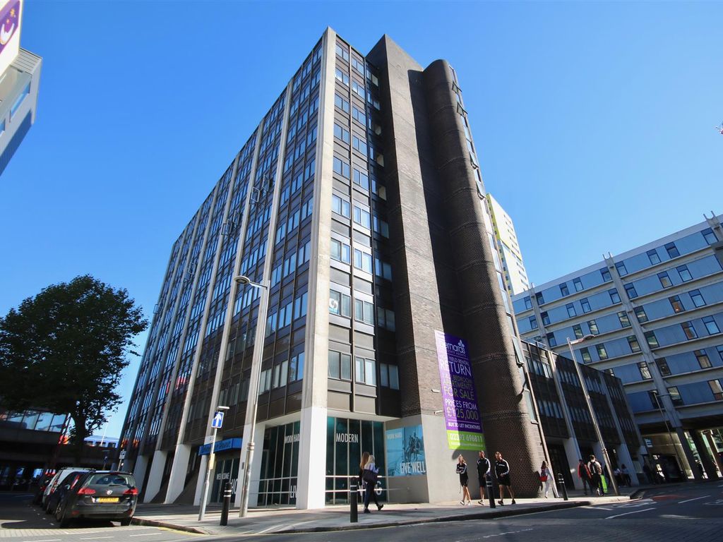 1 bed flat for sale in Isambard Brunel Road, Portsmouth PO1 Zoopla