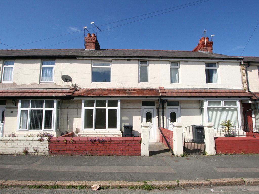 4 bed terraced house to rent in Princes Road, Ellesmere Port, Cheshire