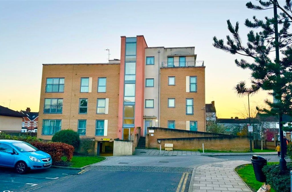 2 bed flat for sale in Flat, Aurora Court, Fortune Avenue, Edgware HA8