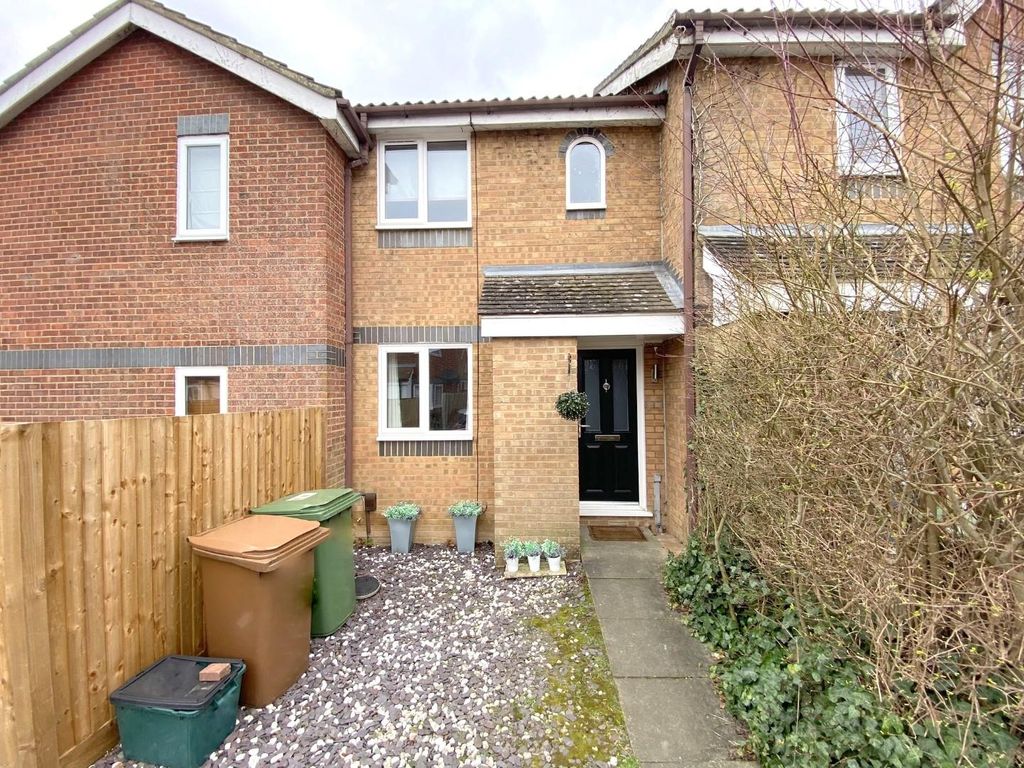 2 bed terraced house to rent in Cotswold Way, Worcester Park KT4 Zoopla