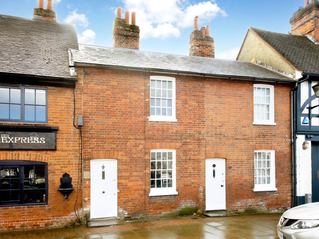 2 bed terraced house to rent in London End, Beaconsfield HP9, £5,000