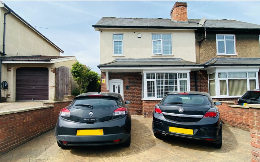 3 bed semidetached house for sale in Potter Hill, Greasbrough