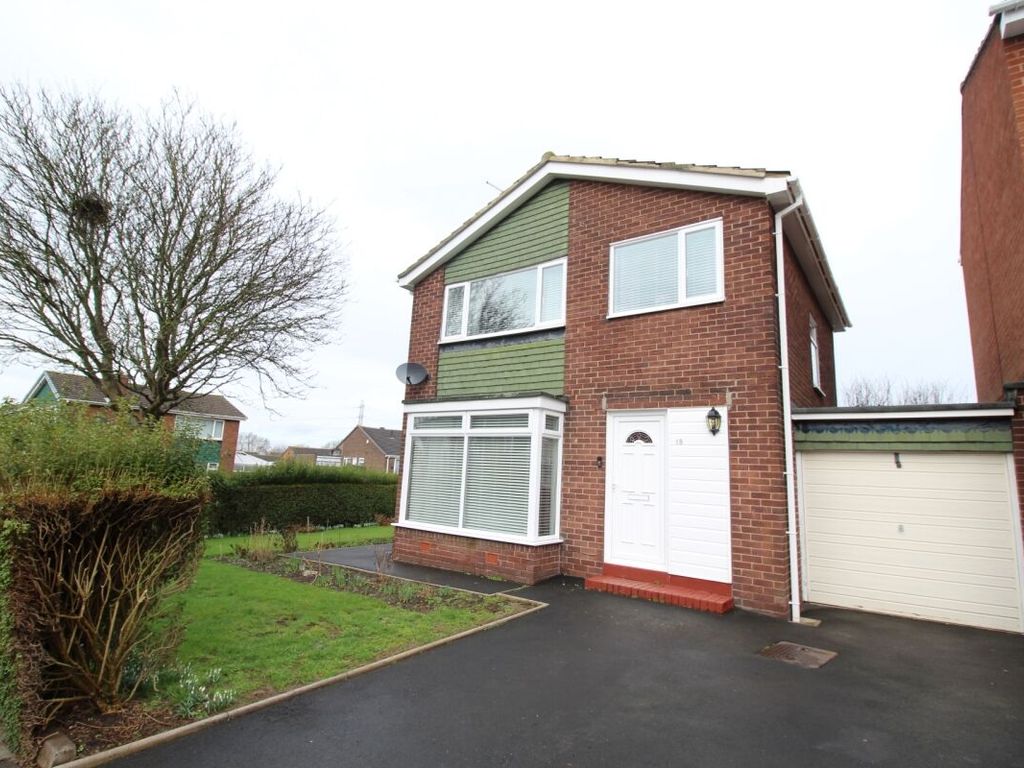 3 bed detached house for sale in Chadderton Drive, Chapel House