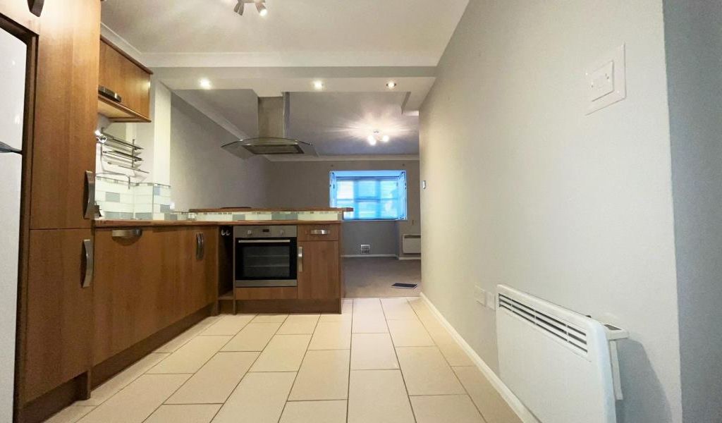 1 bed to rent in Stepgates, Chertsey KT16 Zoopla