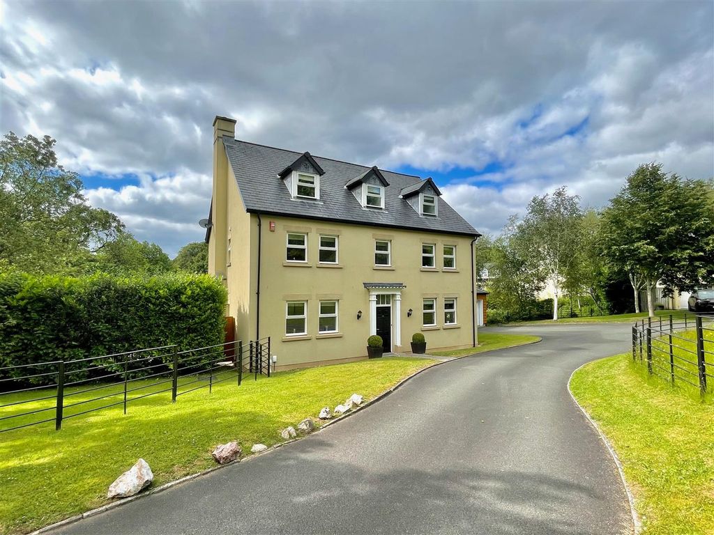 5 bed detached house to rent in Conqueror Drive, Plymouth PL5 Zoopla