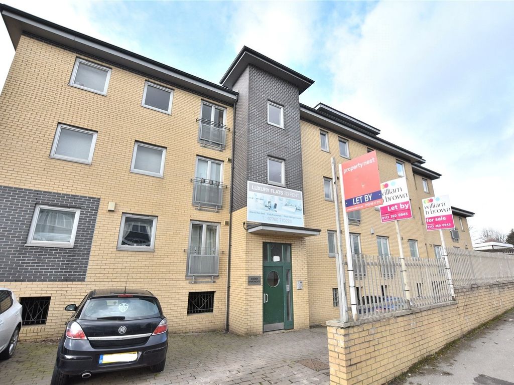 2 bed flat for sale in Flat 15, Station Road, Crossgates, Leeds LS15