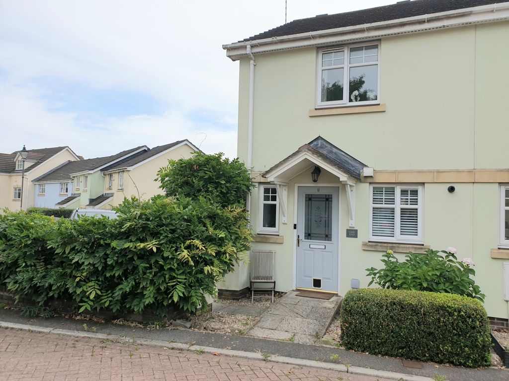 2 bed terraced house for sale in Walnut Close, Chudleigh, Newton Abbot