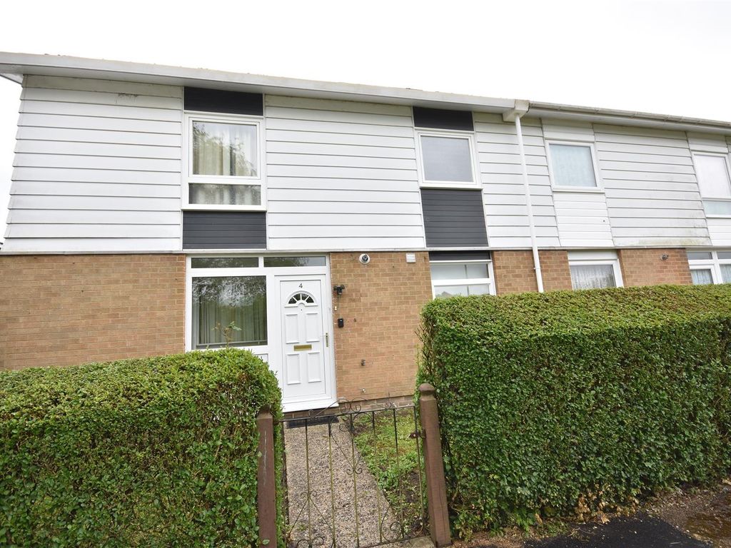 3 bed end terrace house for sale in Buckfast Close, Basingstoke RG24, £