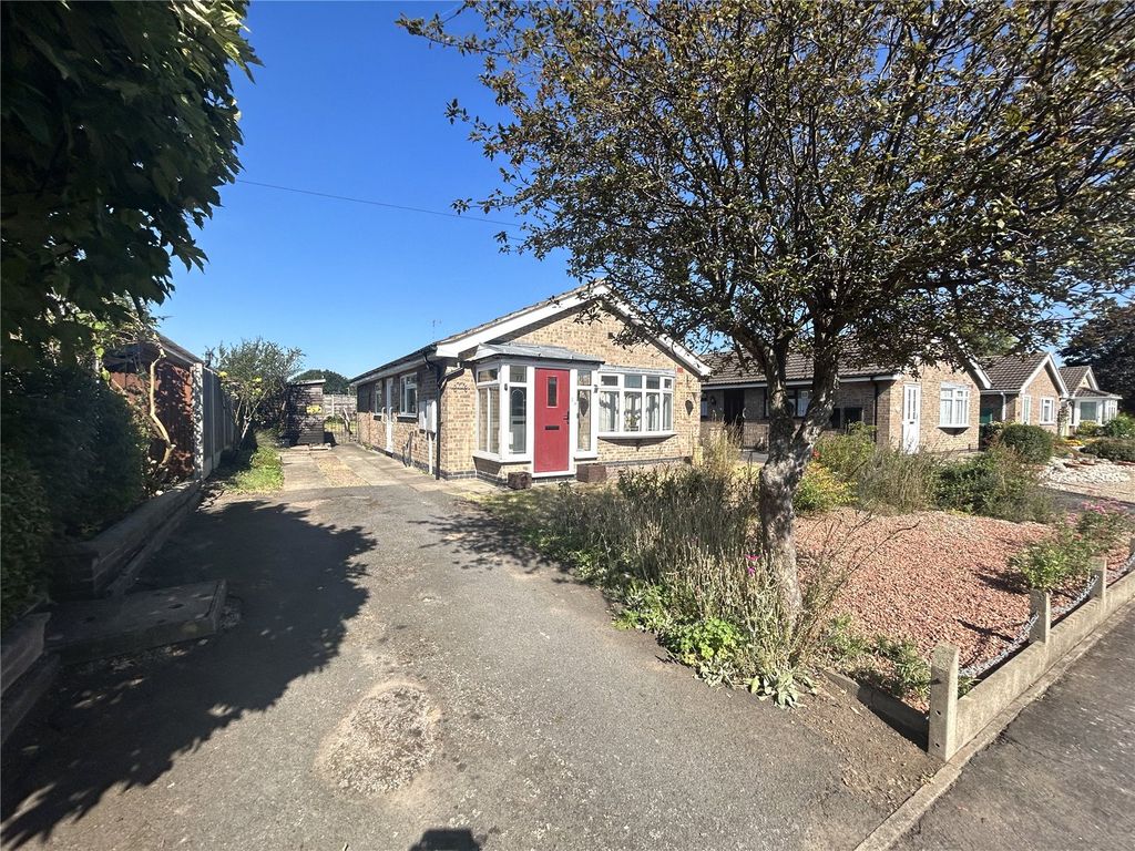 3 bed bungalow for sale in Braddon Road, Loughborough, Leicestershire