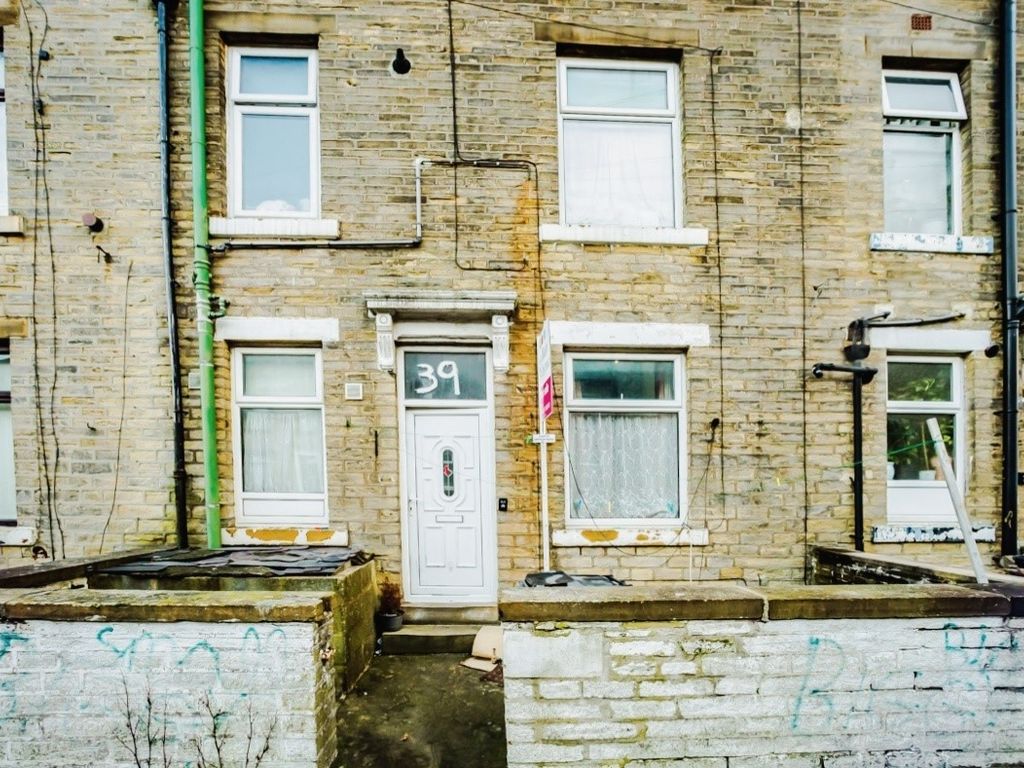 3 bed terraced house for sale in Hammond Street, Halifax HX1 Zoopla