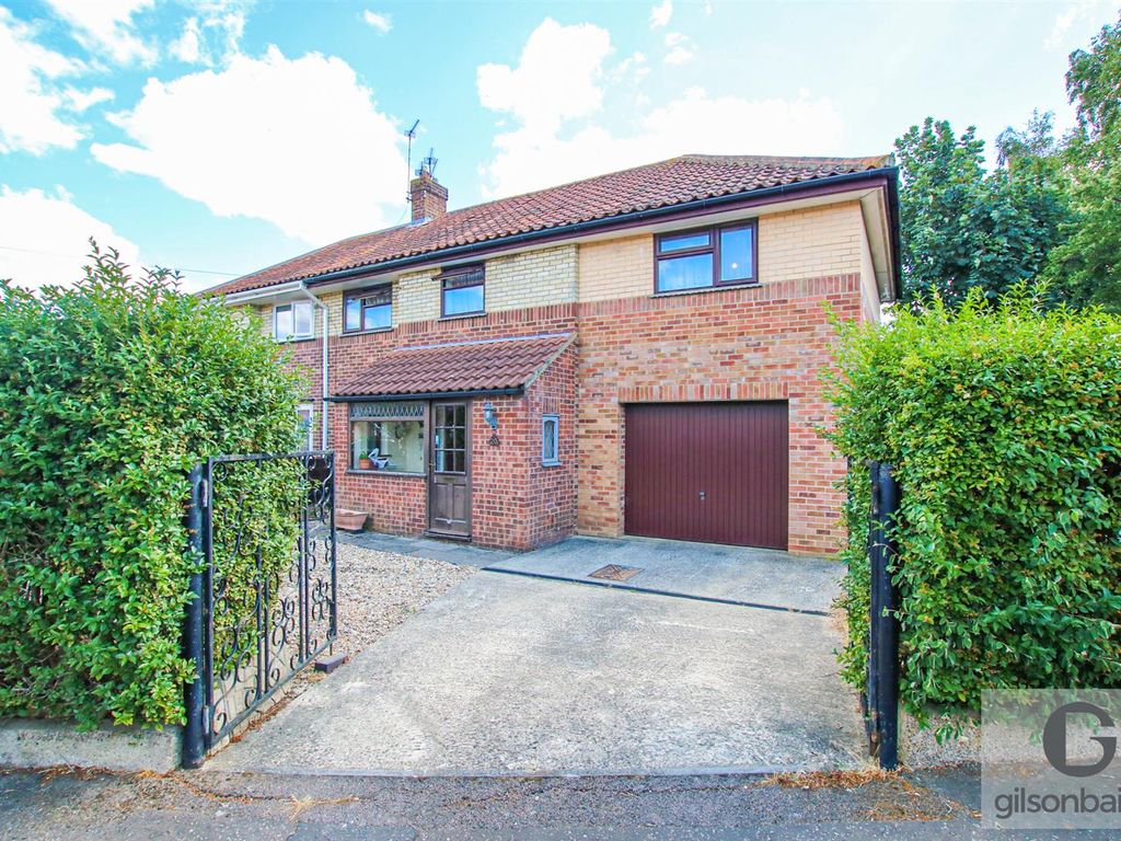 3 bed semidetached house for sale in Waterloo Park Close, Norwich NR3