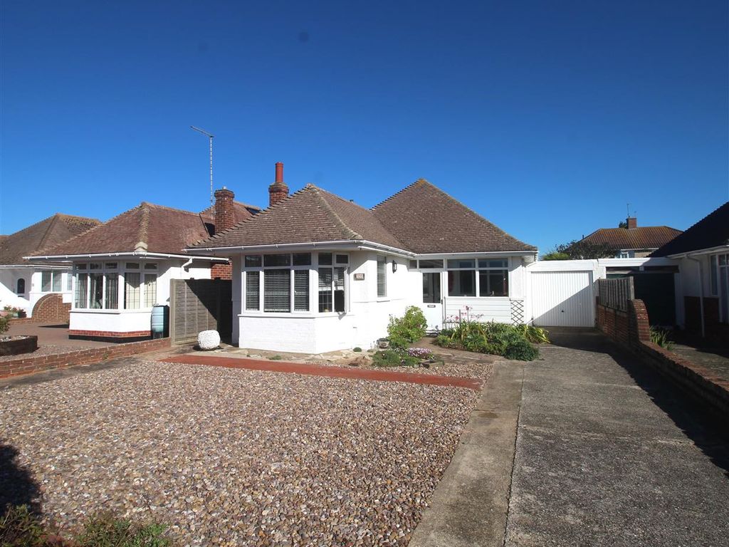2 bed detached bungalow for sale in Nutley Crescent, GoringBySea
