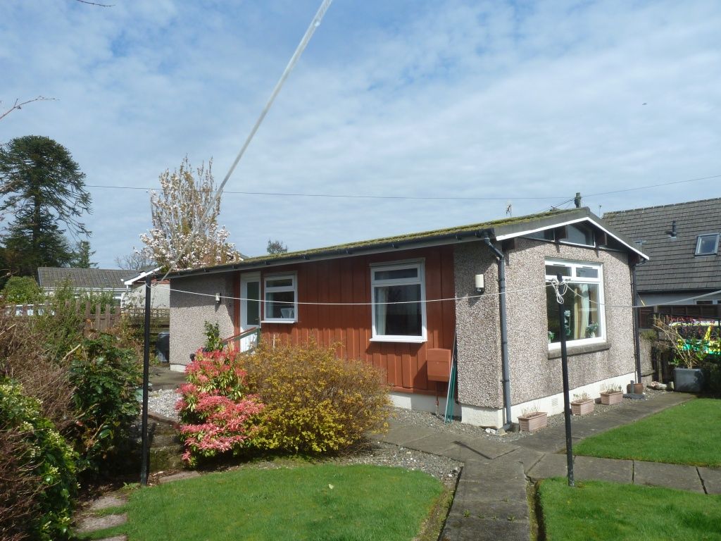 2 bed detached bungalow for sale in 16 Dhailling Rd, Dunoon PA23, £