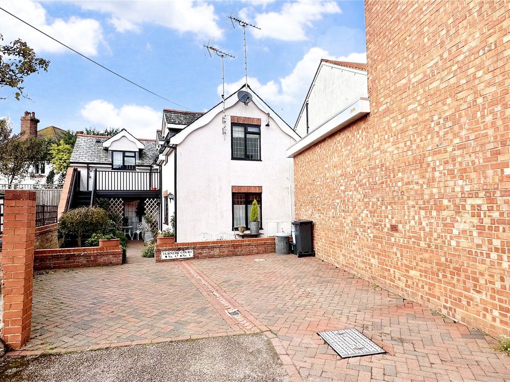 2 bed flat for sale in All Saints Road, Sidmouth, Devon EX10, £290,000