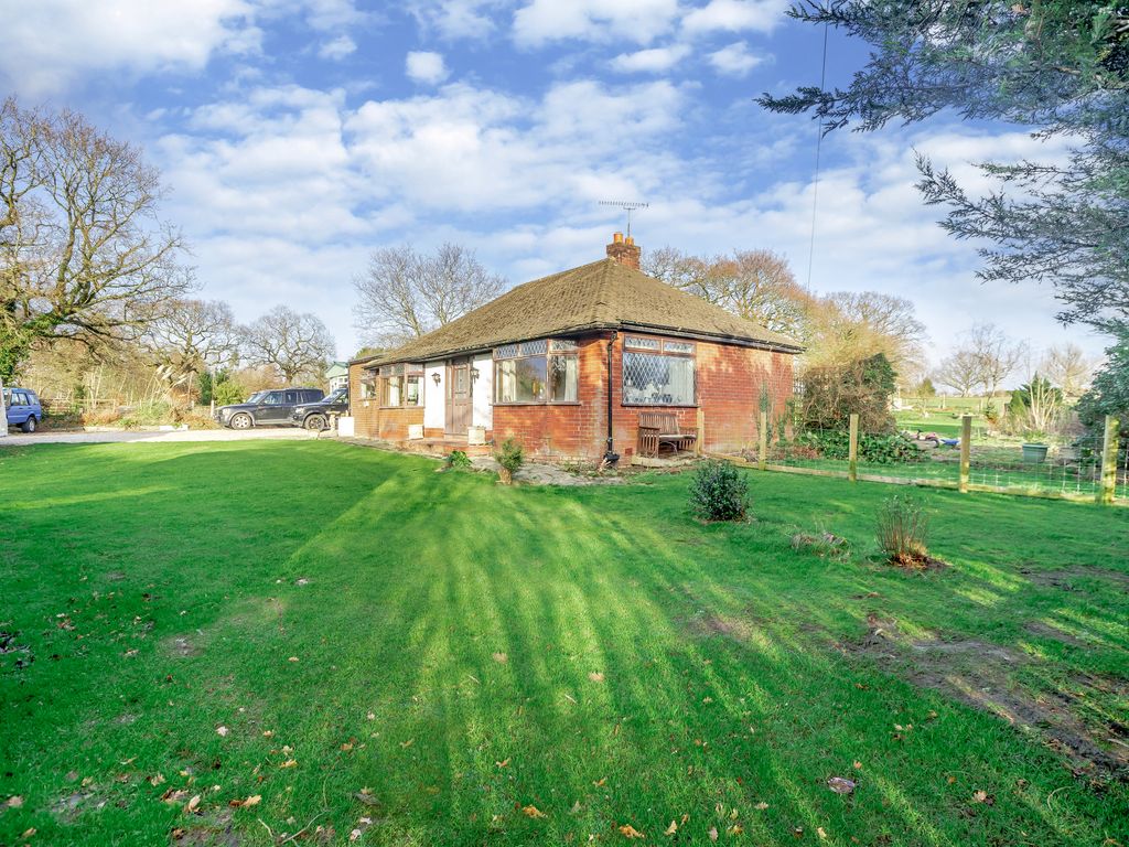 2 bed bungalow for sale in Wrexham Road, Wrexham CH4, £500,000 Zoopla