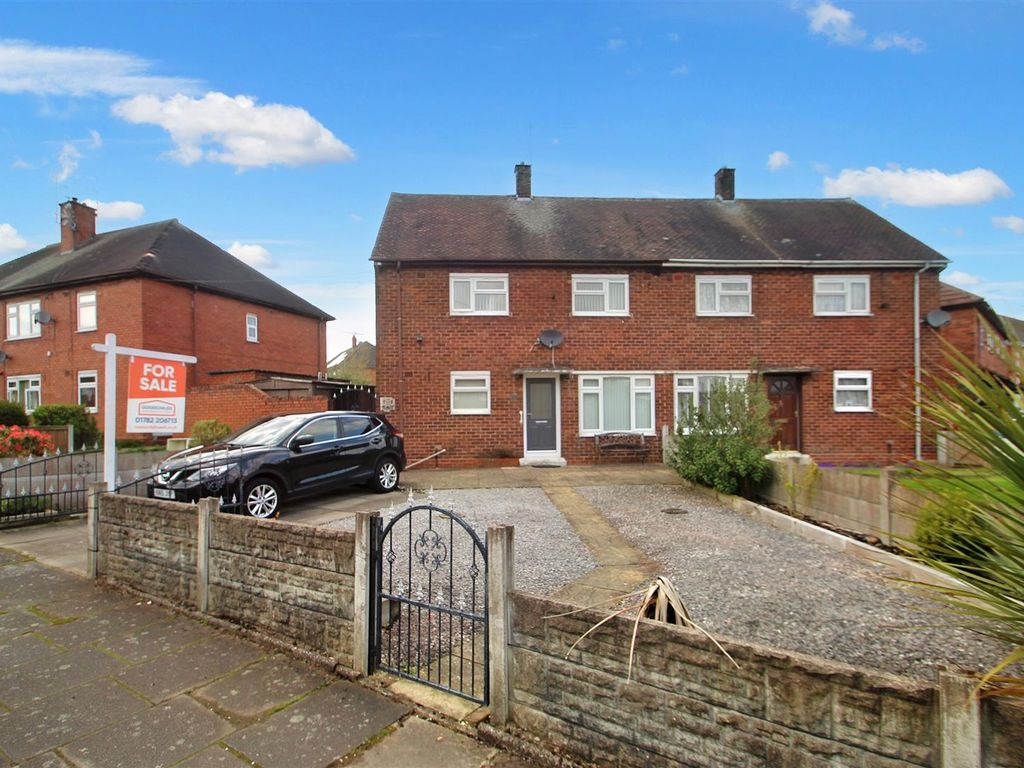3 bed semidetached house for sale in Tawney Crescent, Meir, StokeOn