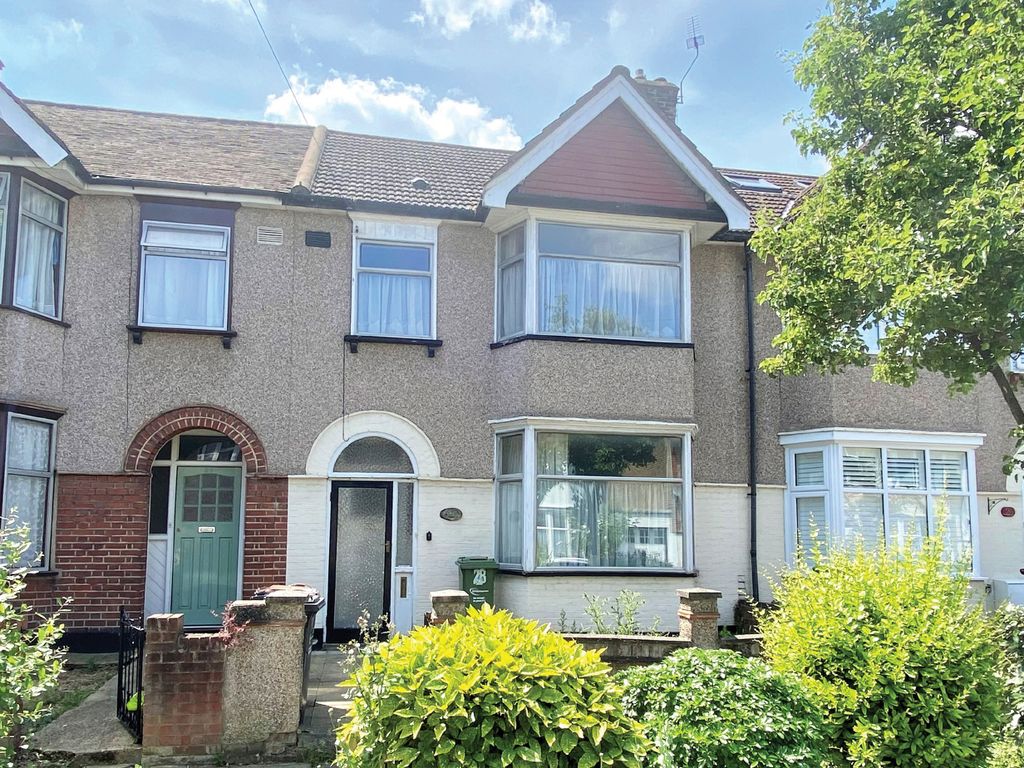 3 bed terraced house for sale in Sherwood Gardens, Barking IG11 Zoopla