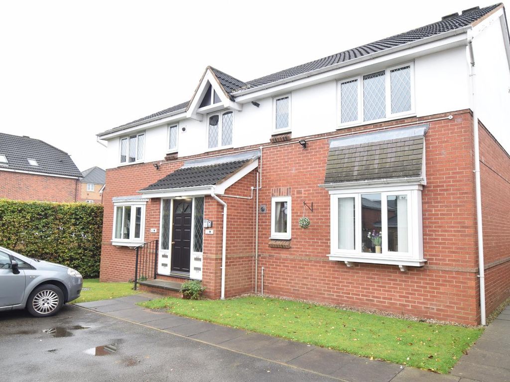 2 bed flat to rent in 23 Ashbrook Close, Ossett WF5, £650 pcm Zoopla