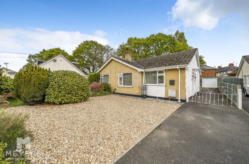 2 bed bungalow for sale in Petersham Road, Creekmoor, Poole BH17 Zoopla