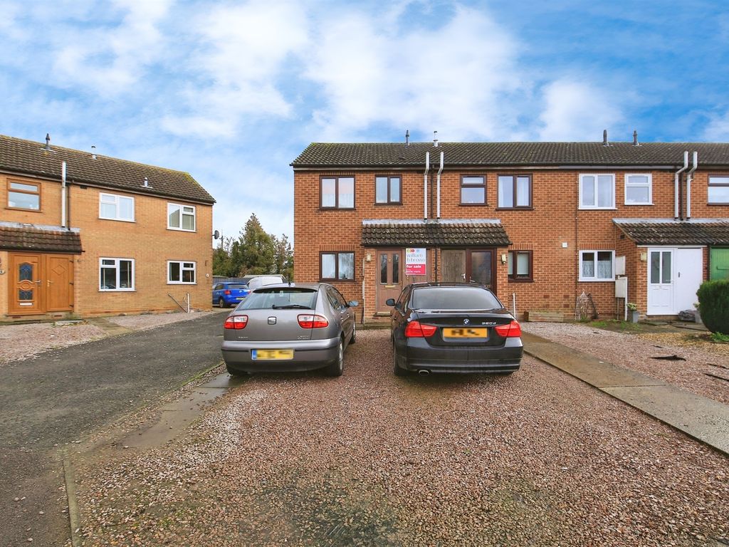 2 bed end terrace house for sale in Medlock Crescent, Spalding PE11, £