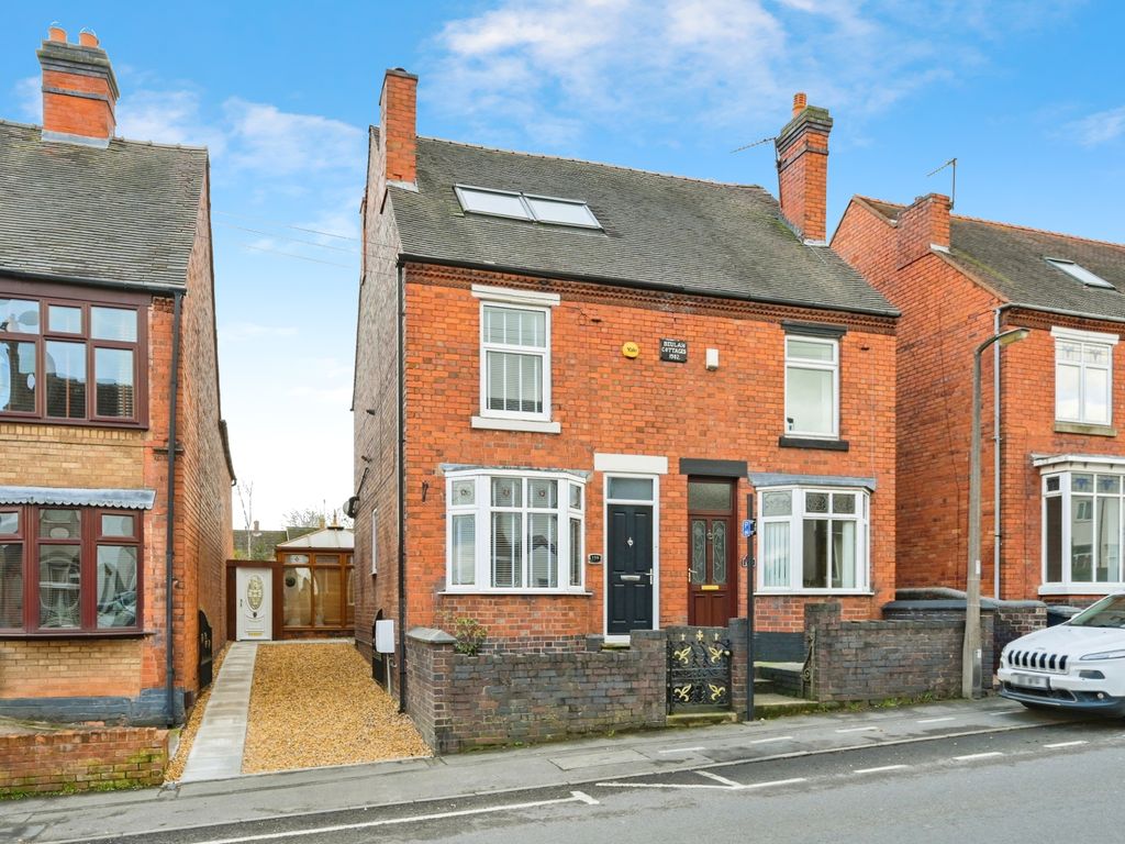 3 bed semidetached house for sale in Station Street, Cheslyn Hay