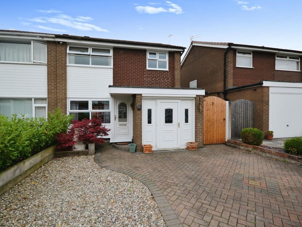 3 bed semidetached house for sale in Whitethorn Avenue, Great Sankey