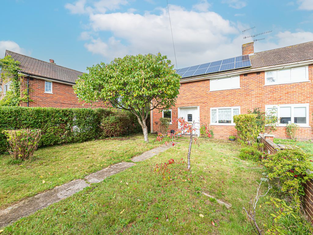 4 bed semidetached house for sale in Elmbridge Lane, Woking GU22 Zoopla