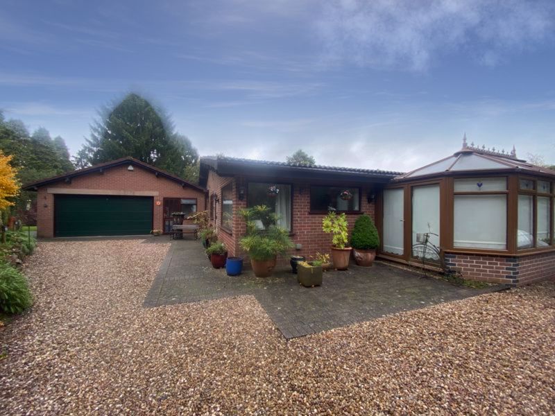 2 bed detached bungalow for sale in Park Wood Drive, Baldwins Gate