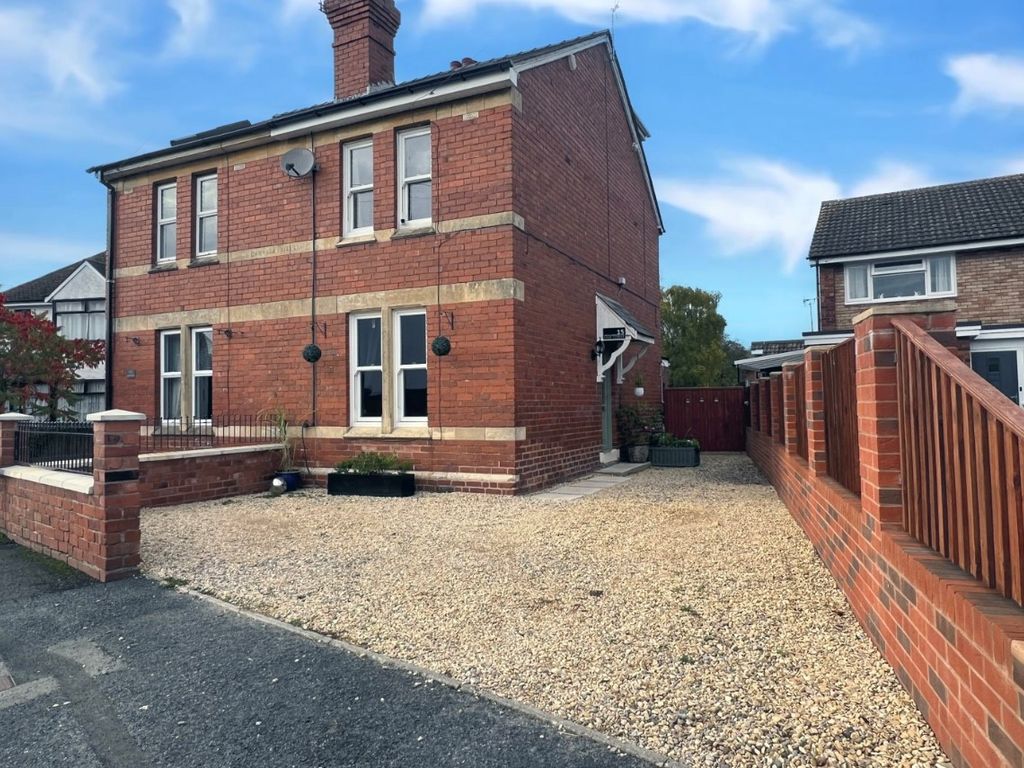 3 bed semidetached house for sale in Lyde Street, Hereford HR4 Zoopla