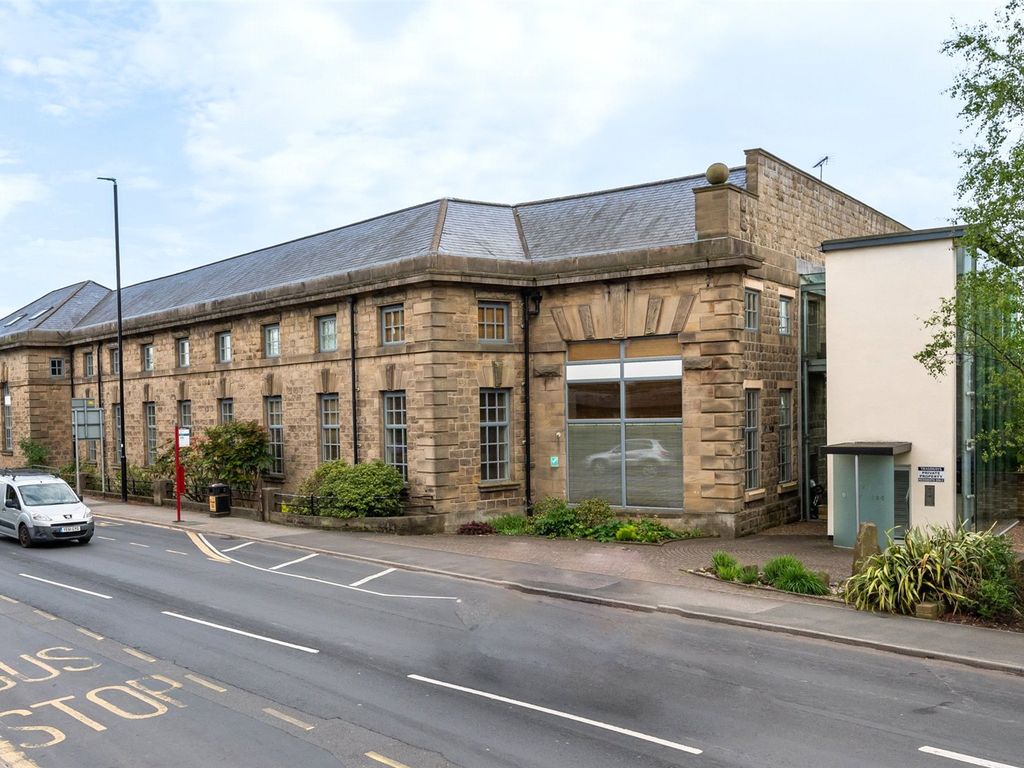 2 bed flat for sale in Otley Road, Guiseley, Leeds, West Yorkshire LS20