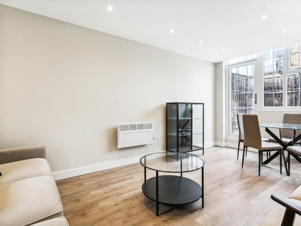 3 bed to rent in Road, Richmond TW9, £2,800 pcm Zoopla