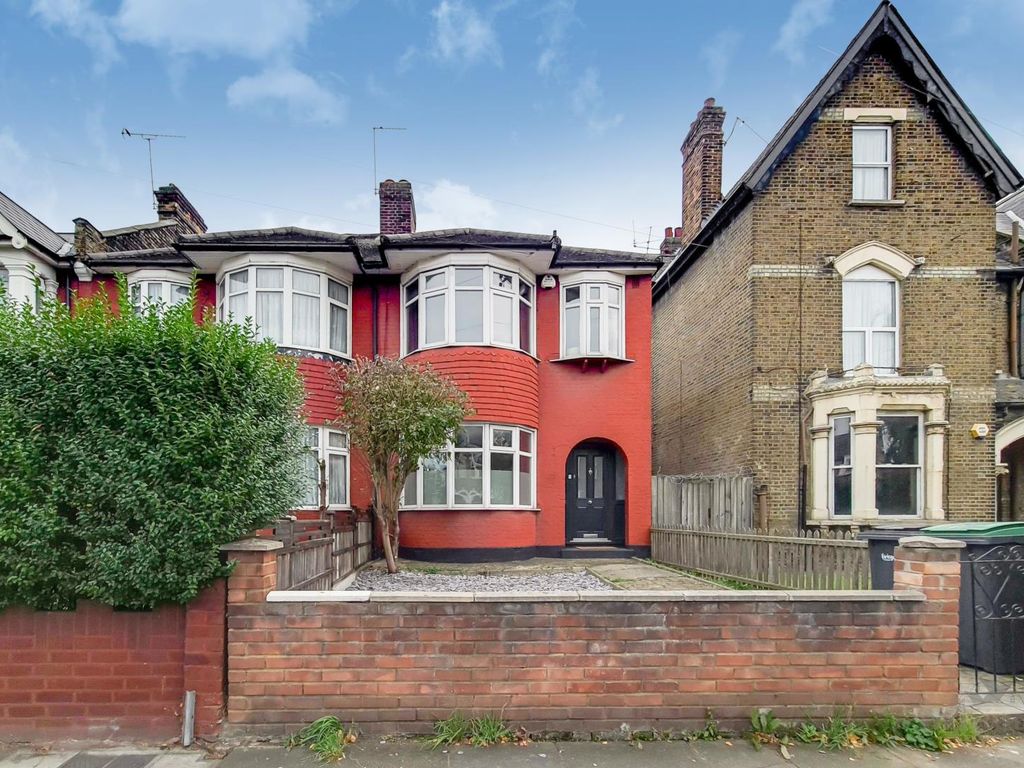 3 bed semidetached house for sale in Shelbourne Road, London N17 Zoopla