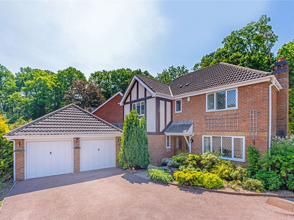 4 bed detached house for sale in Lupin Ride, Crowthorne, Berkshire RG45