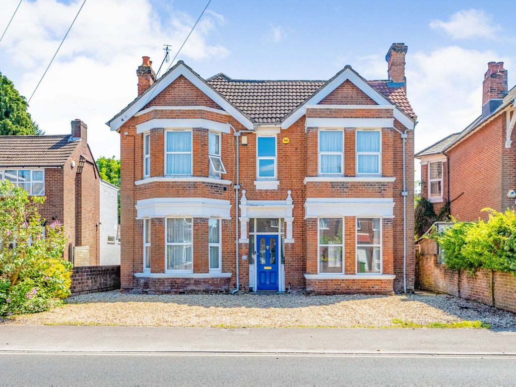 5 bed detached house for sale in Howard Road, Southampton, Hampshire