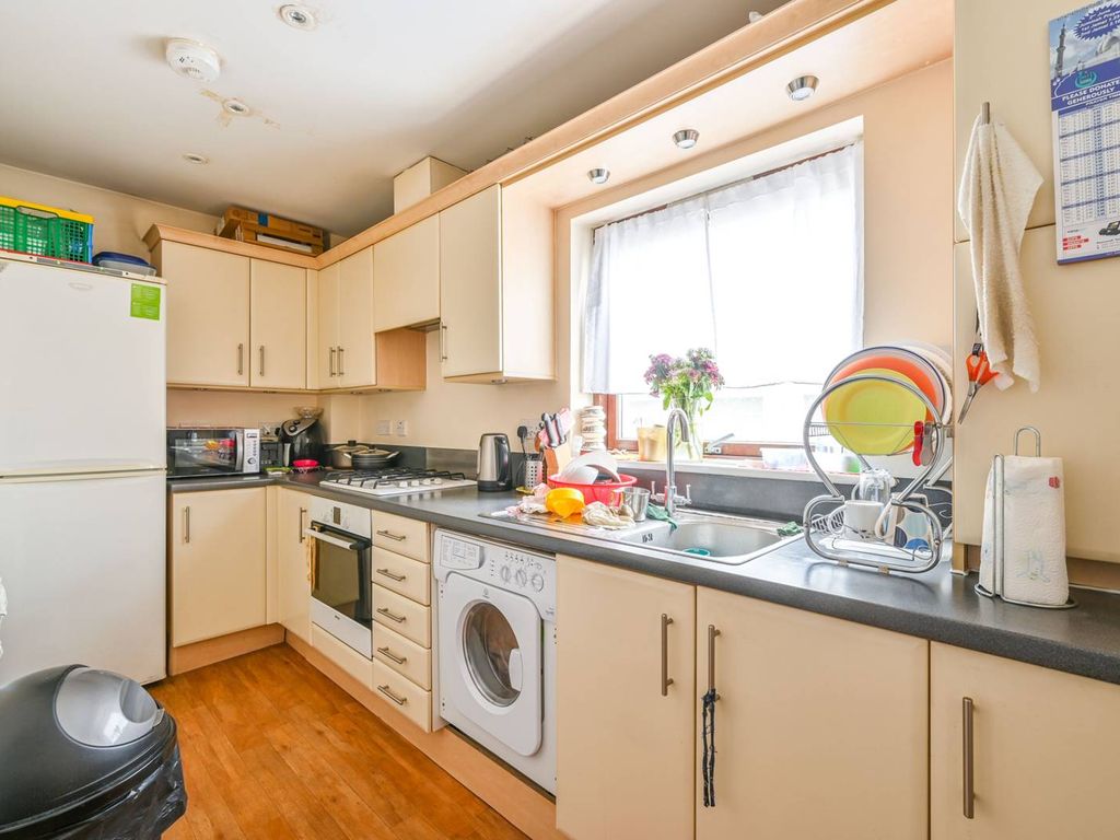 2 bed flat for sale in Barchester Street, Tower Hamlets, London E14 Zoopla