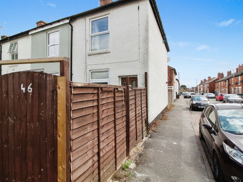 2 bed end terrace house for sale in Street, Mansfield
