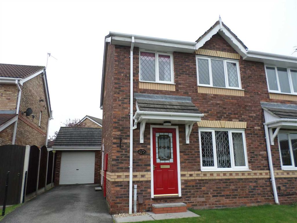 3 bed semidetached house to rent in Southwell Rise, Giltbrook