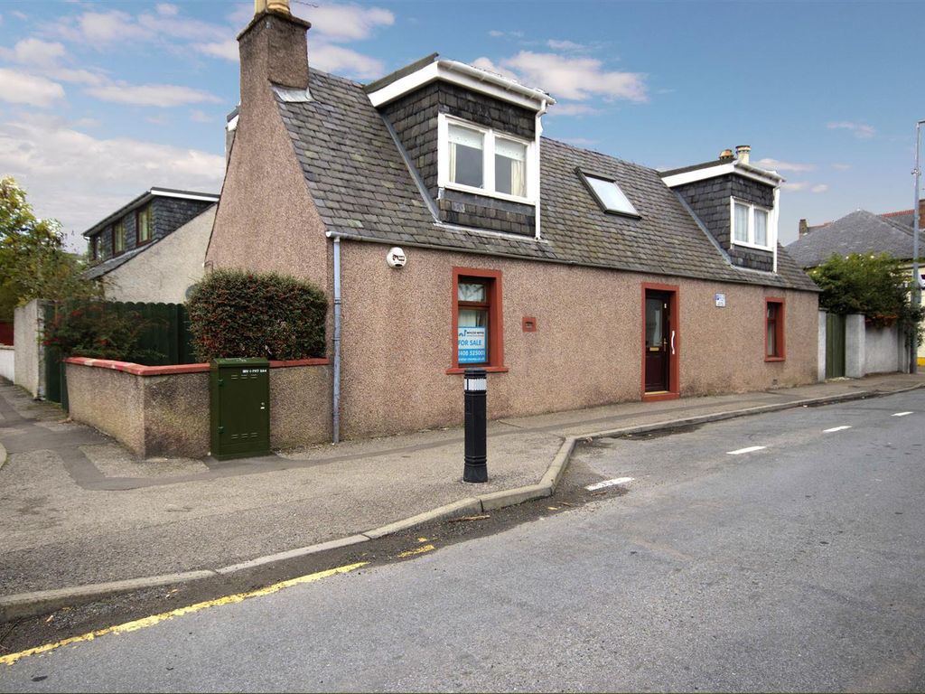 3 bed detached house for sale in Lochalsh Road, Inverness IV3, £155,000