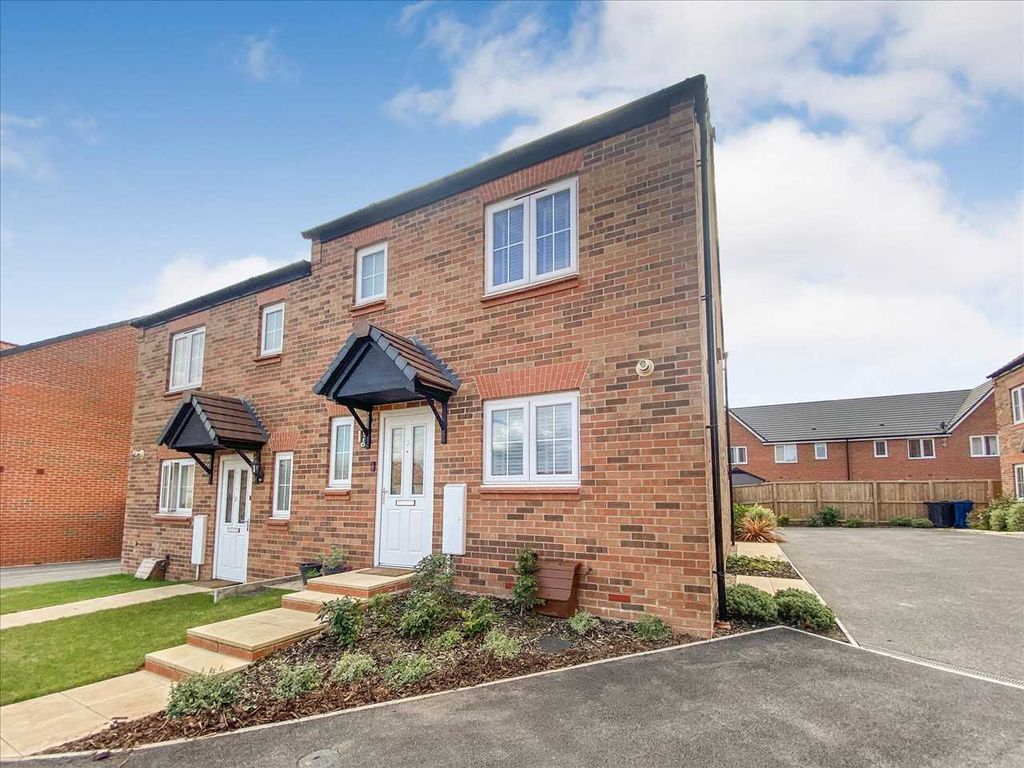 3 bed semidetached house for sale in Hollyhock Close, Edwalton