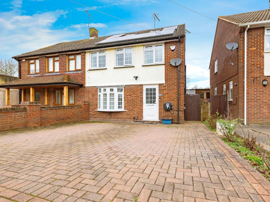 4 bed semidetached house for sale in Bournehall Avenue, Bushey WD23, £