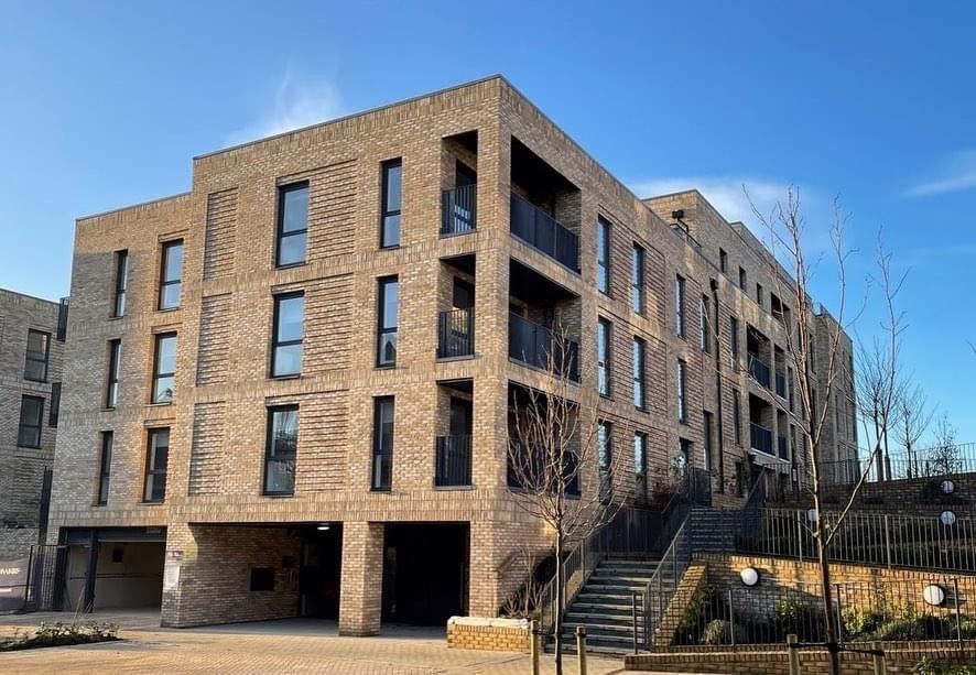 2 bed flat to rent in Canal Street, Milton Keynes MK9 Zoopla