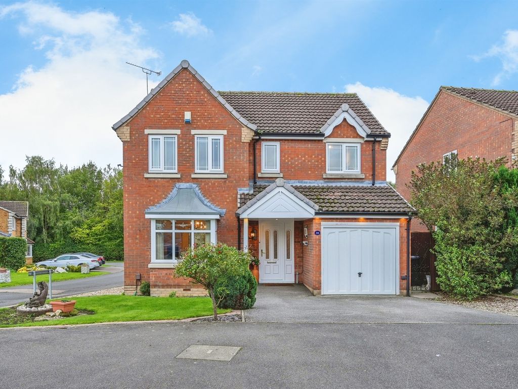4 bed detached house for sale in Farmlands Lane, Littleover, Derby DE23