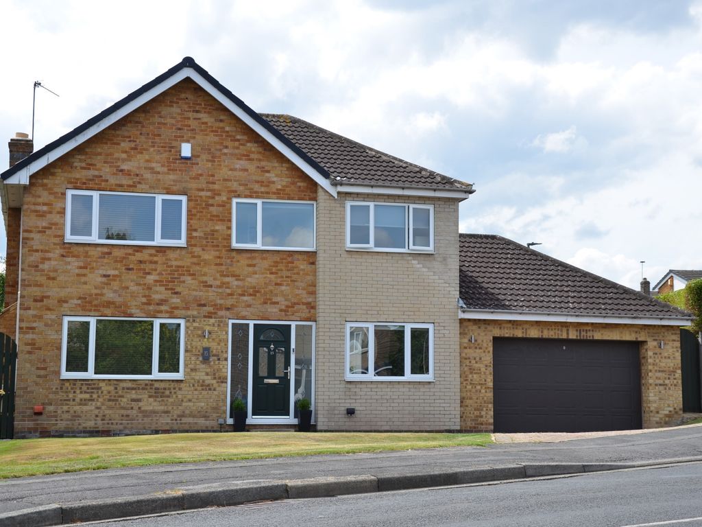 4 bed detached house for sale in Mountbatten Avenue, Sandal, Wakefield
